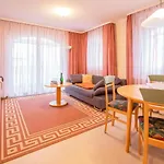 Strandvillen Binz - Appartement mit 1 Schlafzimmer und Balkon AH 564