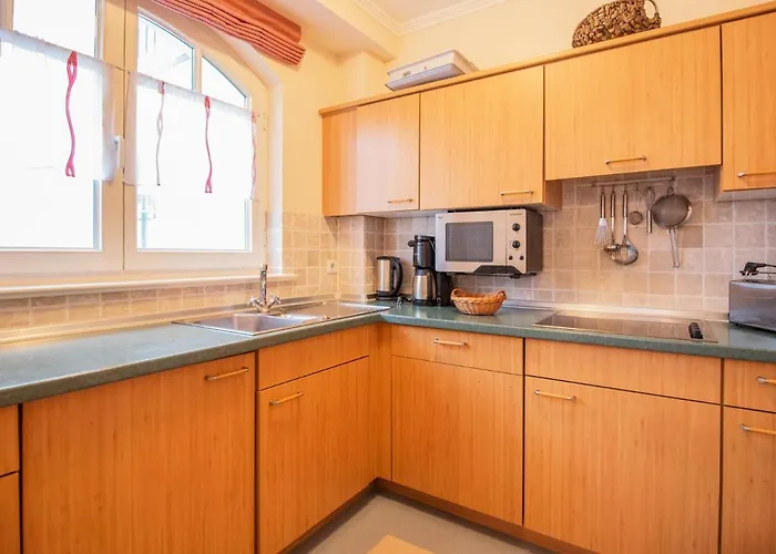 Strandvillen Binz - Appartement mit 1 Schlafzimmer und Balkon AH 564